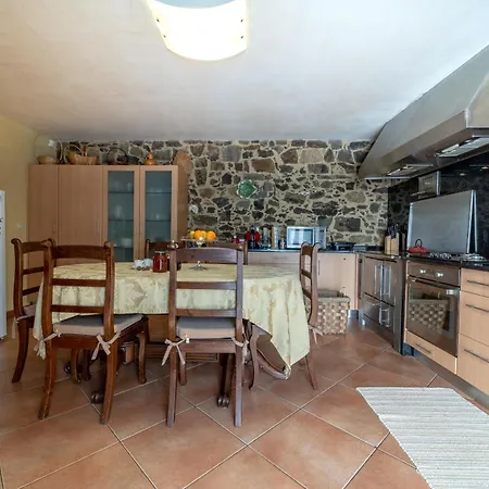 Eido Oliveira - - Ponte De Lima Holiday home Anais